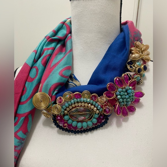 HANDMADE Artisan Scarf NEW!! - Picture 3 of 3